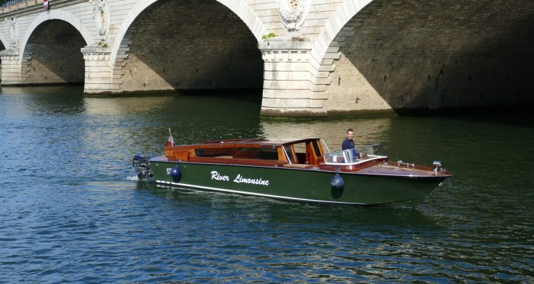 River Limousine